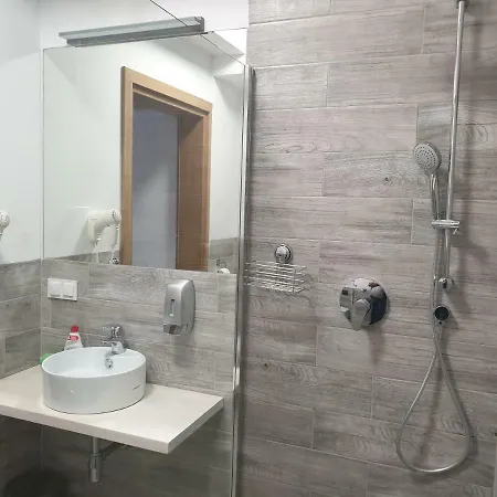 Chopina 27 Willa Fryderyka Hotel apartamentowy *